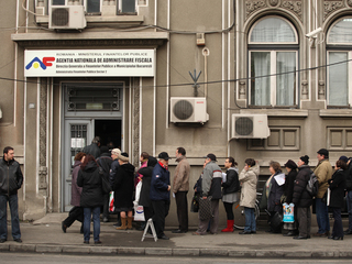 România, ţara unde întreprinzătorii stau la coadă să-şi plătească taxele