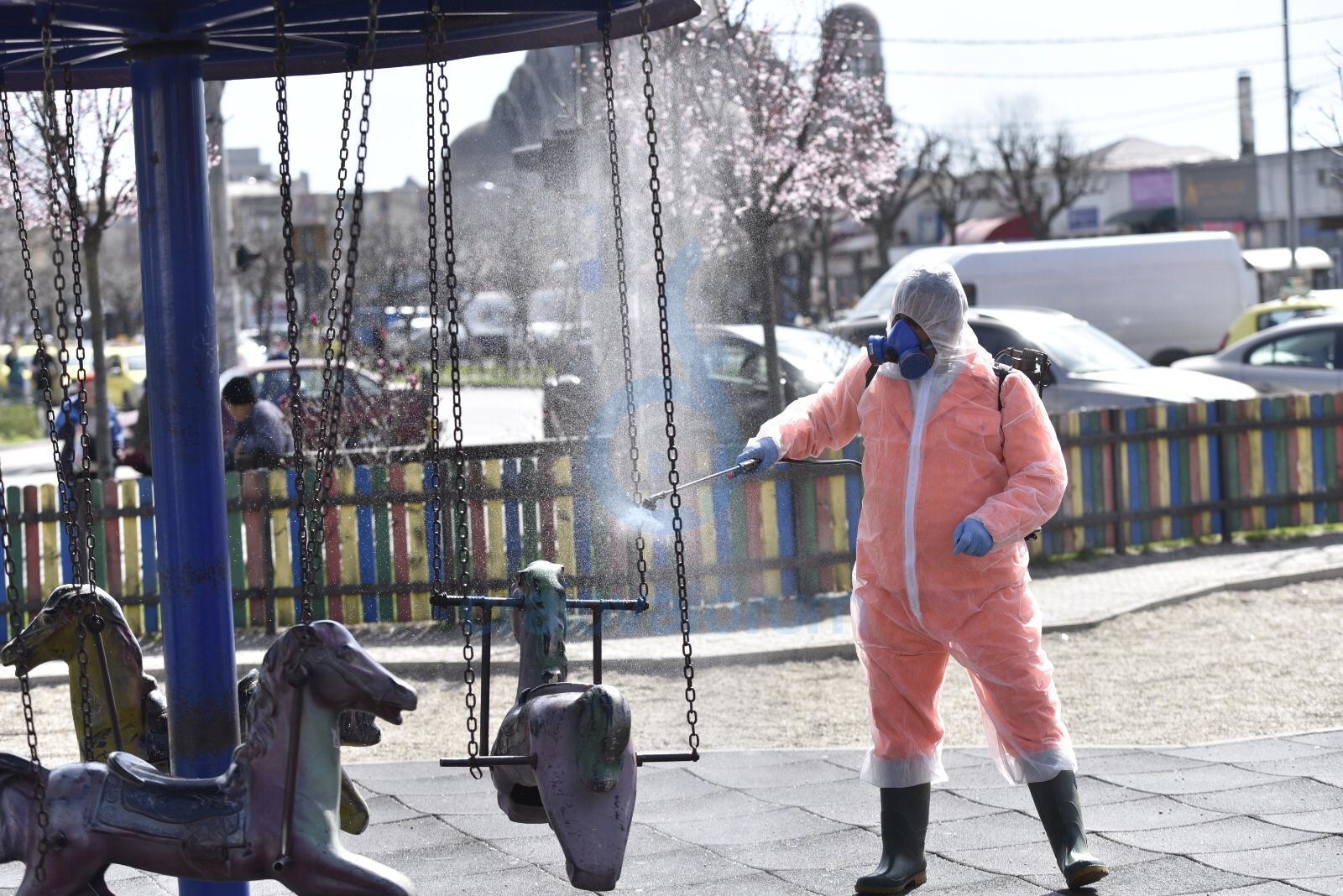 Video Locurile De JoacÄ Din Craiova Se Inchid Stiri Din Craiova Si Oltenia