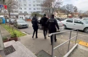 Tânăr de 28 de ani, reținut pentru două furturi din magazine din Craiova