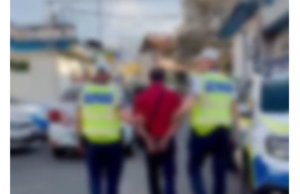 CRAIOVA: Reținut de polițiști după ce a provocat un accident, fiind sub influența alcoolului